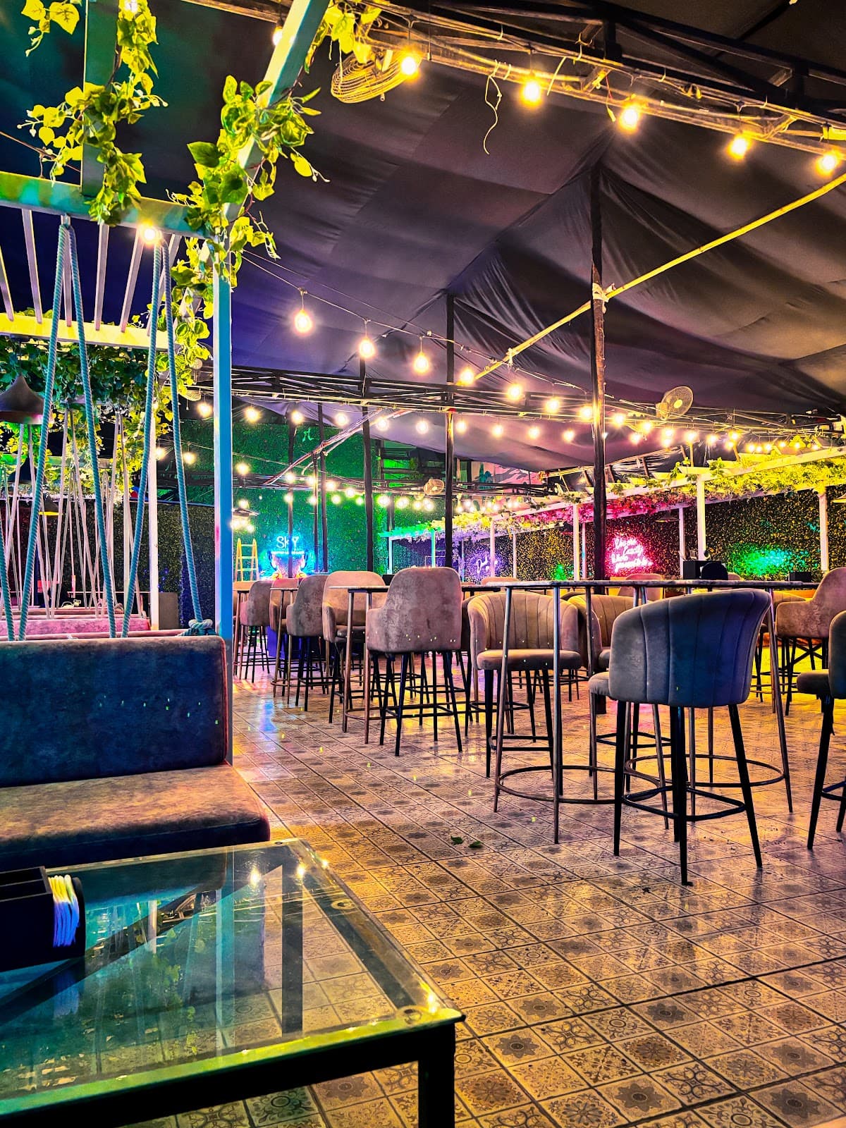 Sky Bar & Lounge