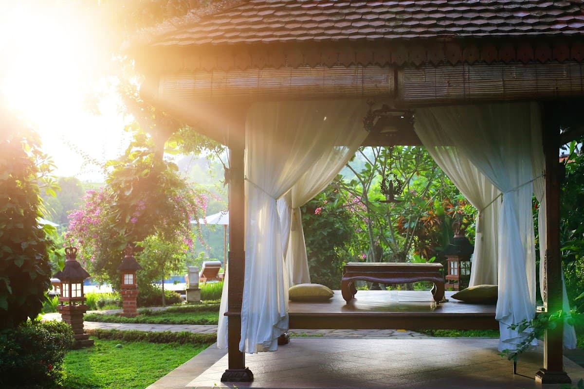 Shanti Natural Panorama View Hotel Bar and Restaurant