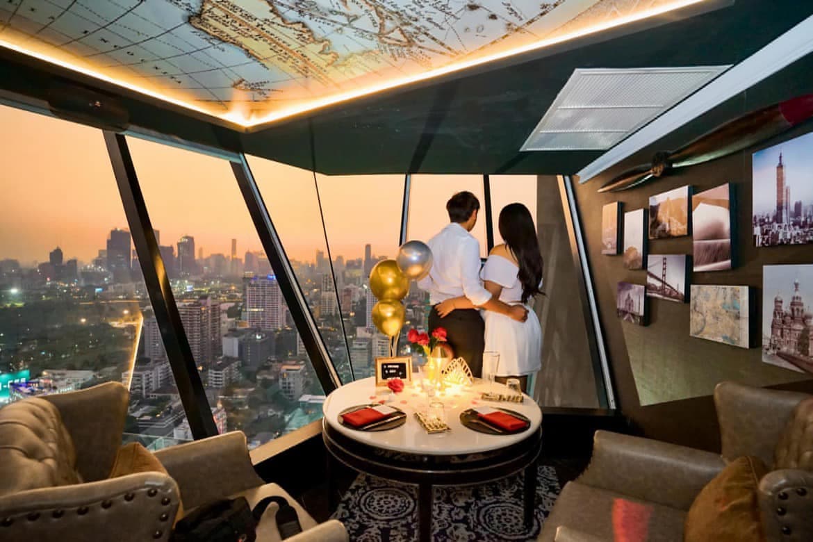 Axis & Spin Rooftop Restaurant & Bar (38th floor)