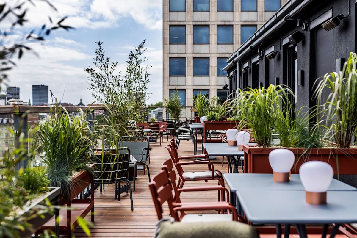 Level Six Rooftop Bar & Terrace