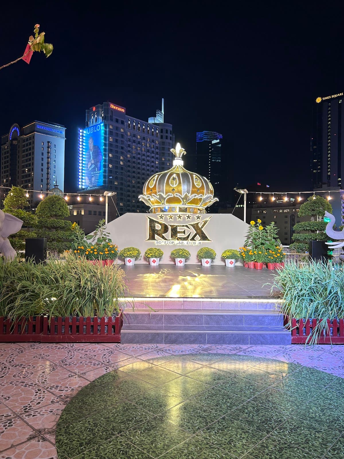 Roof Top Bar