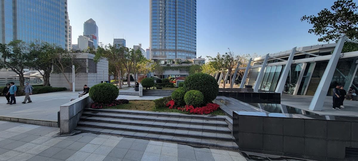 IFC Rooftop Garden