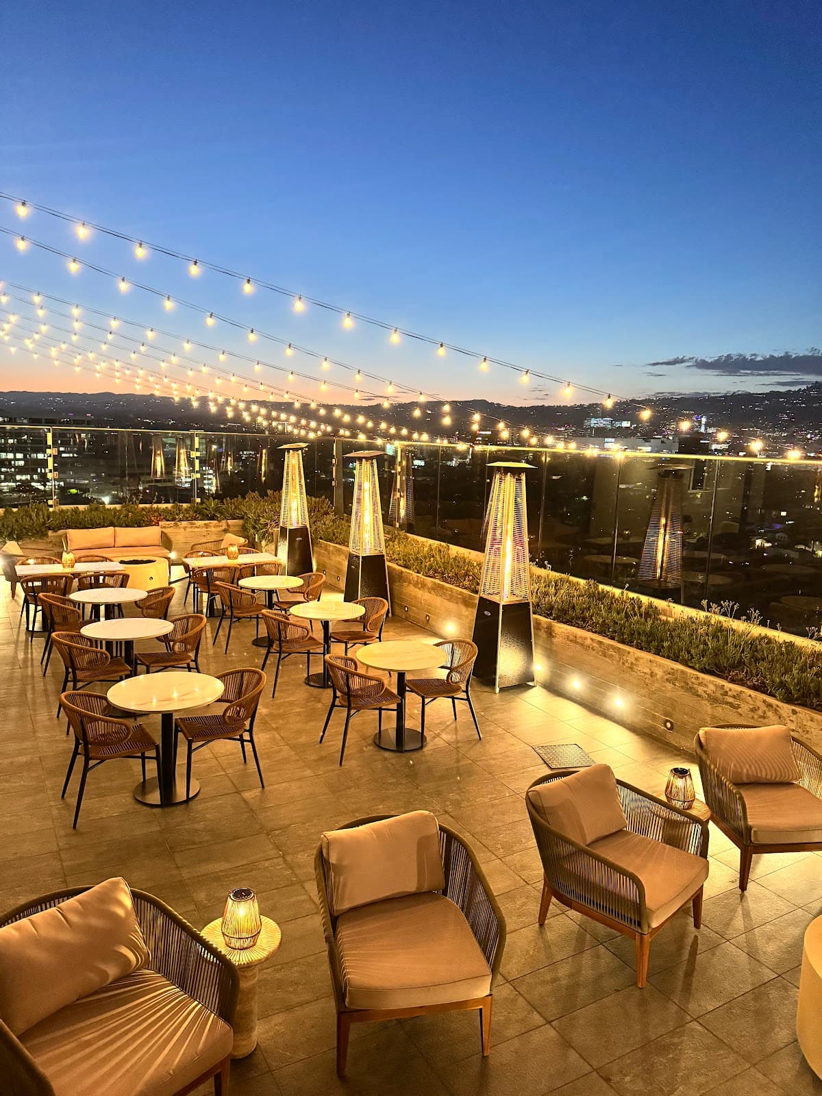Nava Rooftop Bar & Lounge
