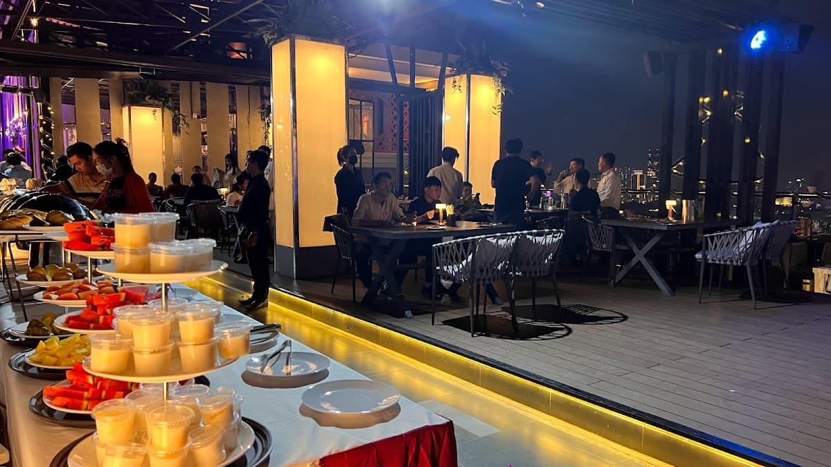 Scenery SkyBar & Restaurant Phnom Penh