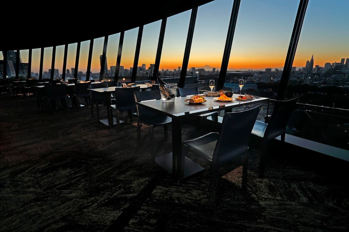 View & Dining The Sky