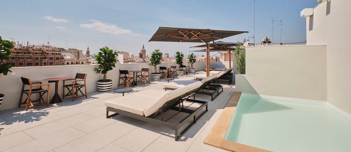 The Coin Rooftop Bar